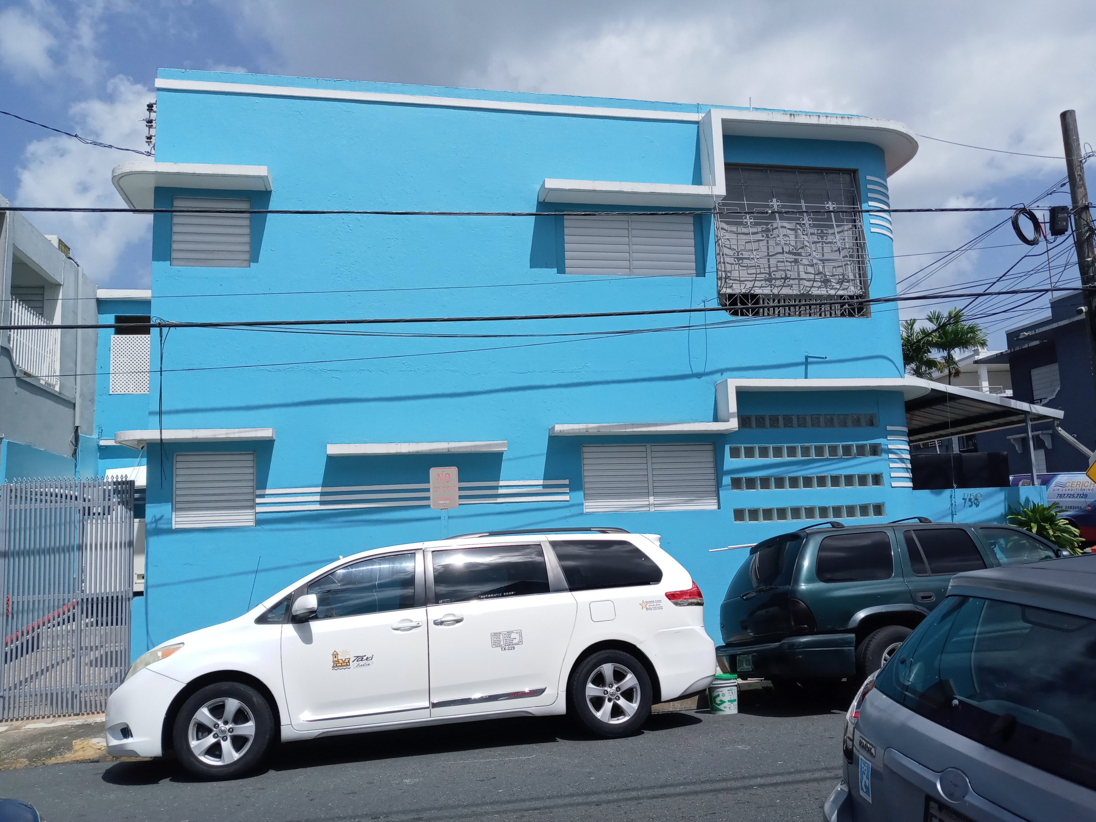 759 Avenida Avelino Vicente 3