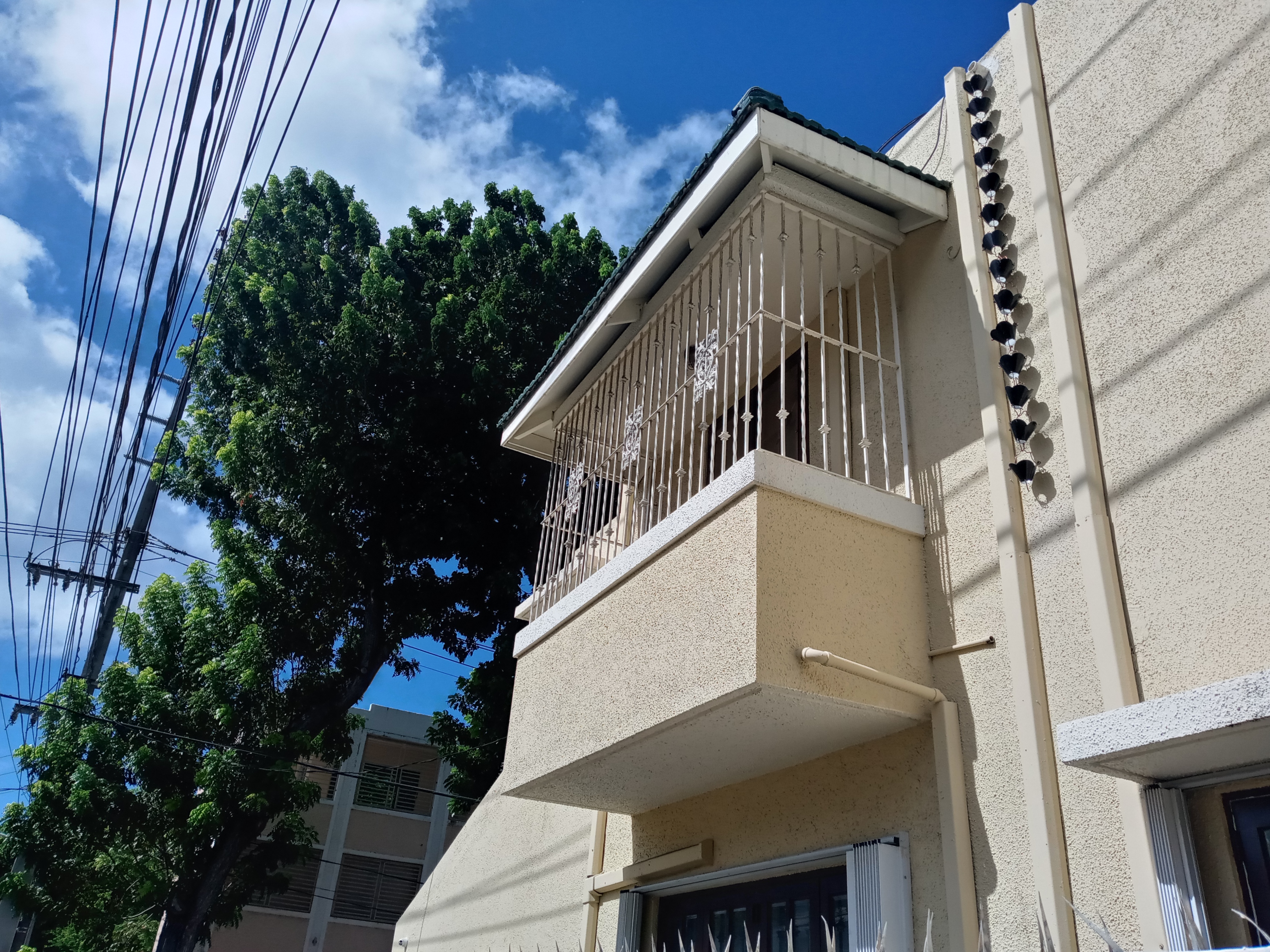 77 Washington Street balcony detail