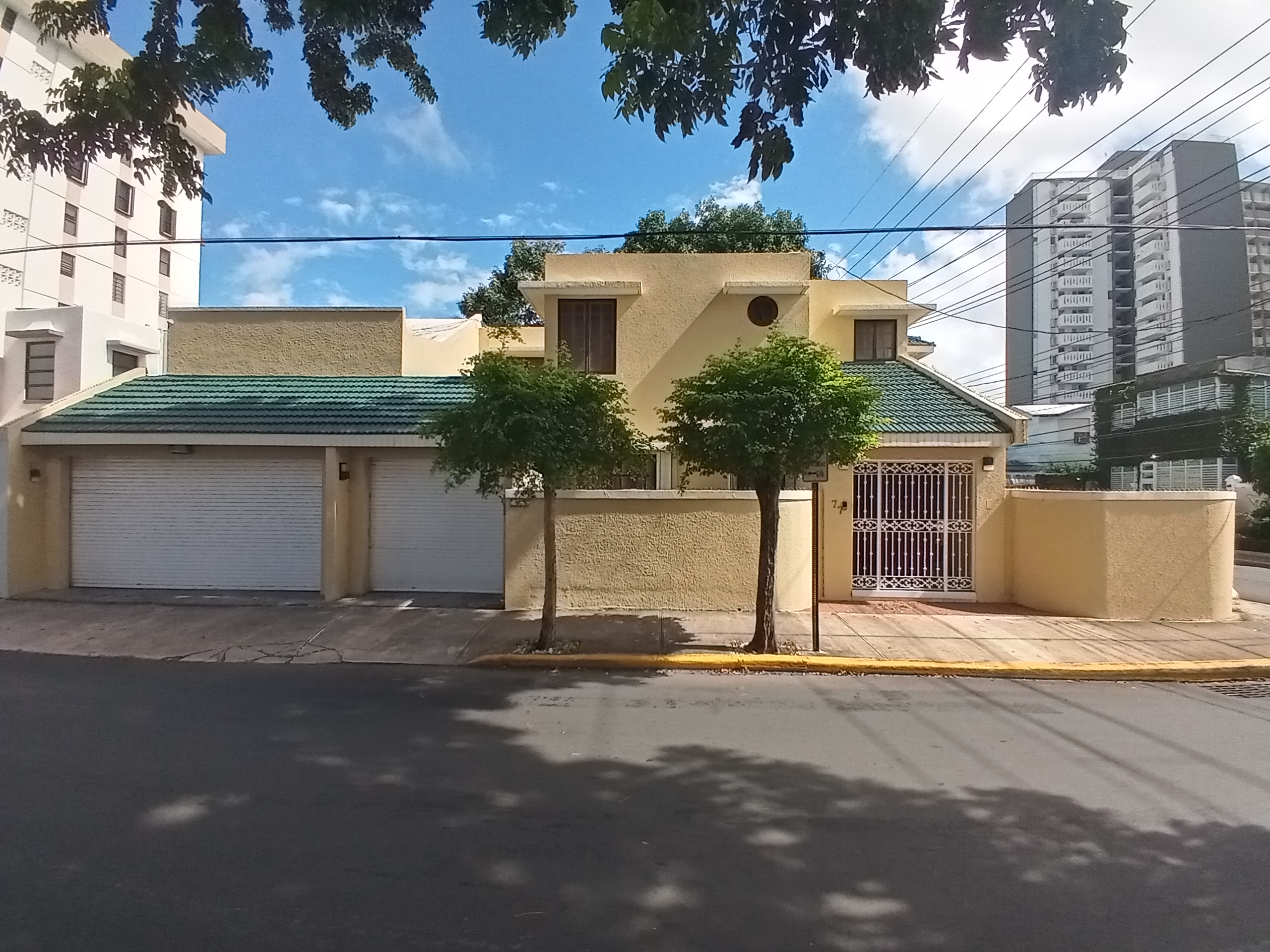 77 Washington Street front view