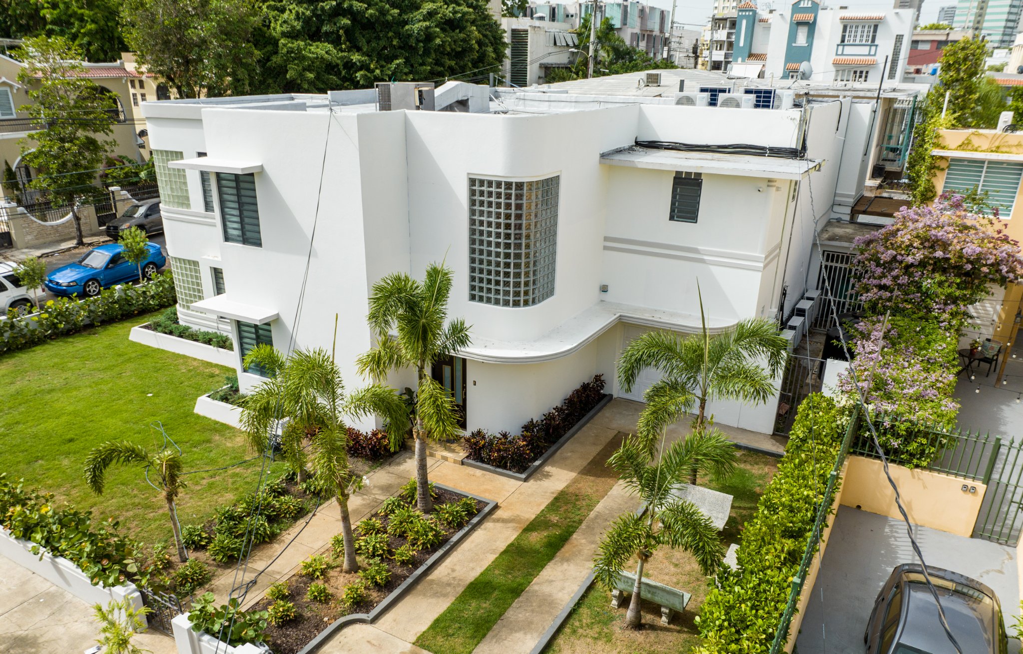 Casa Mirsonia patio exterior 1
