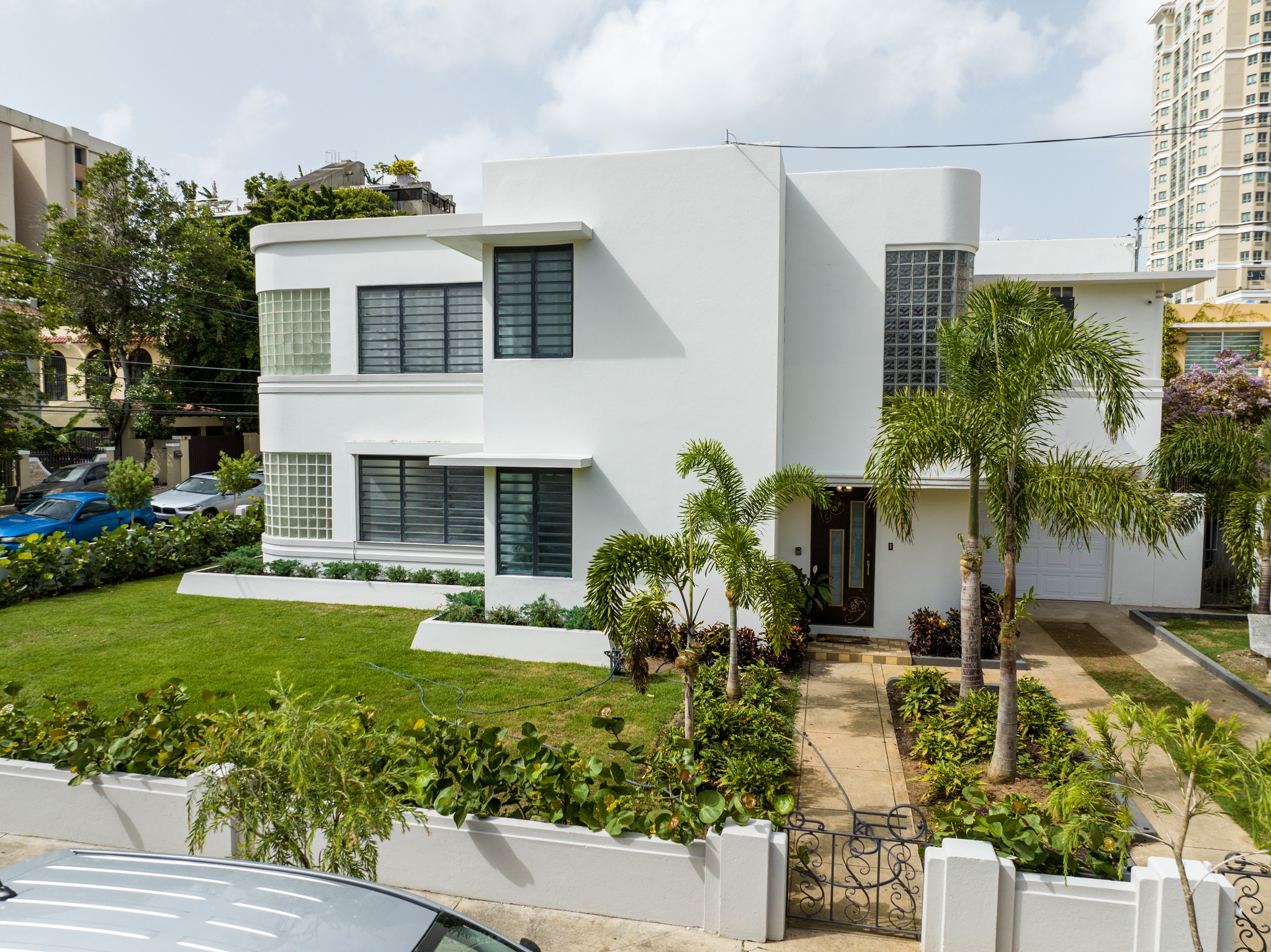 Casa Mirsonia patio exterior 2
