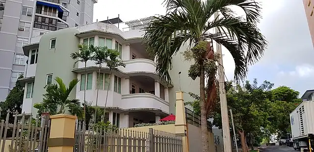 Edificio Aboy color verde