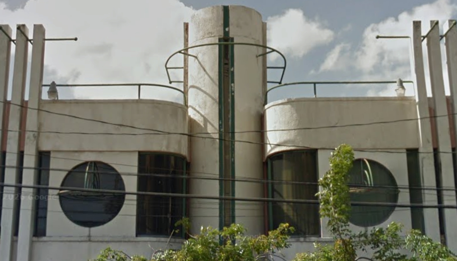 Fernández Juncos 1866 - elemento central