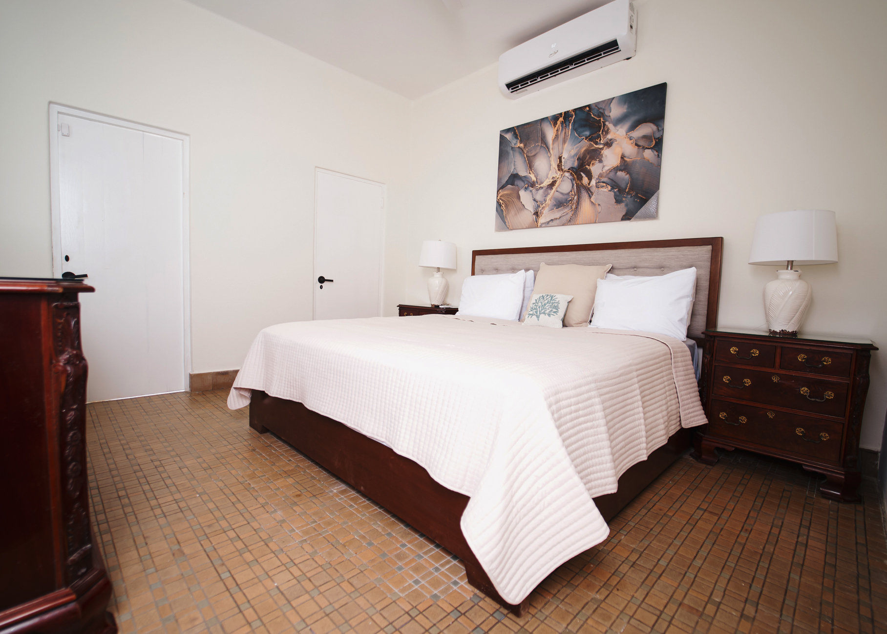 Habitacion Small Balcony Interior