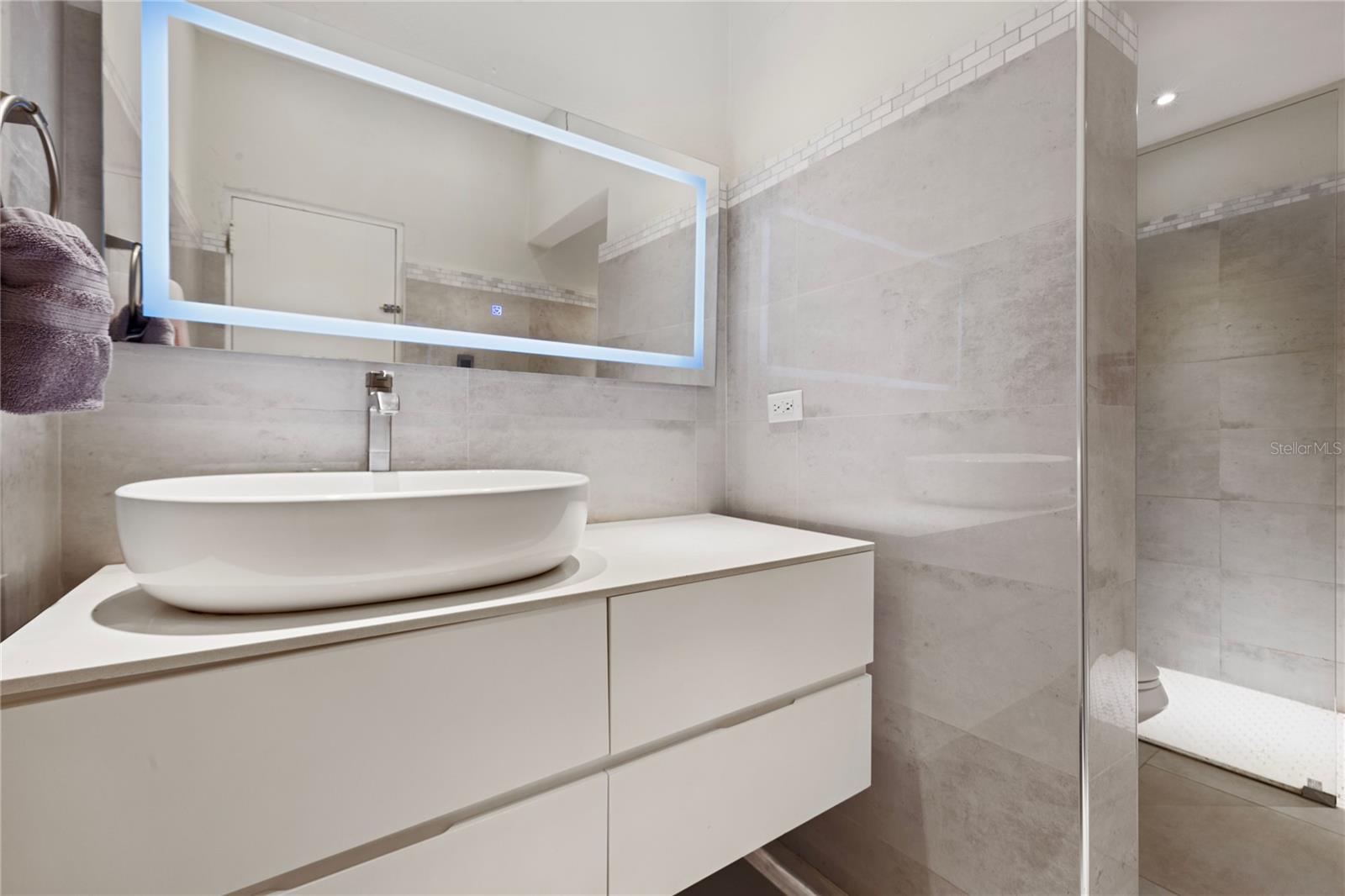 Nick Pastrana Casa Mirsonia 9