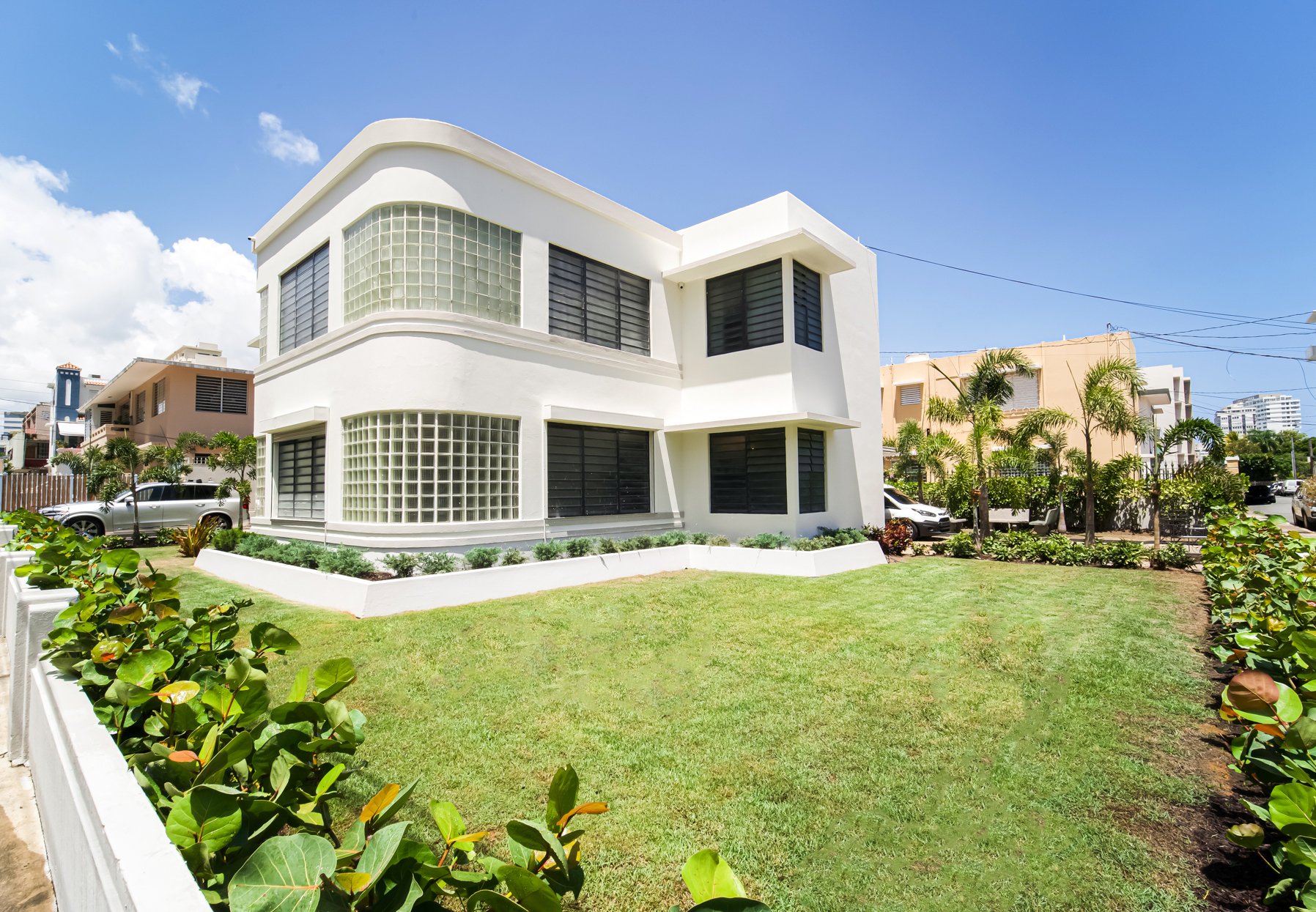 Vista esquina Casa Mirsonia