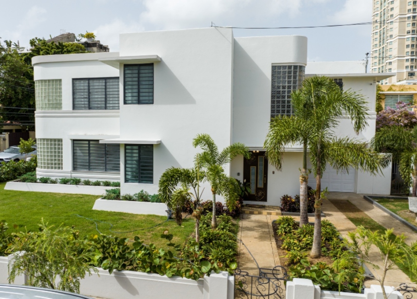 Vista lateral Casa Mirsonia